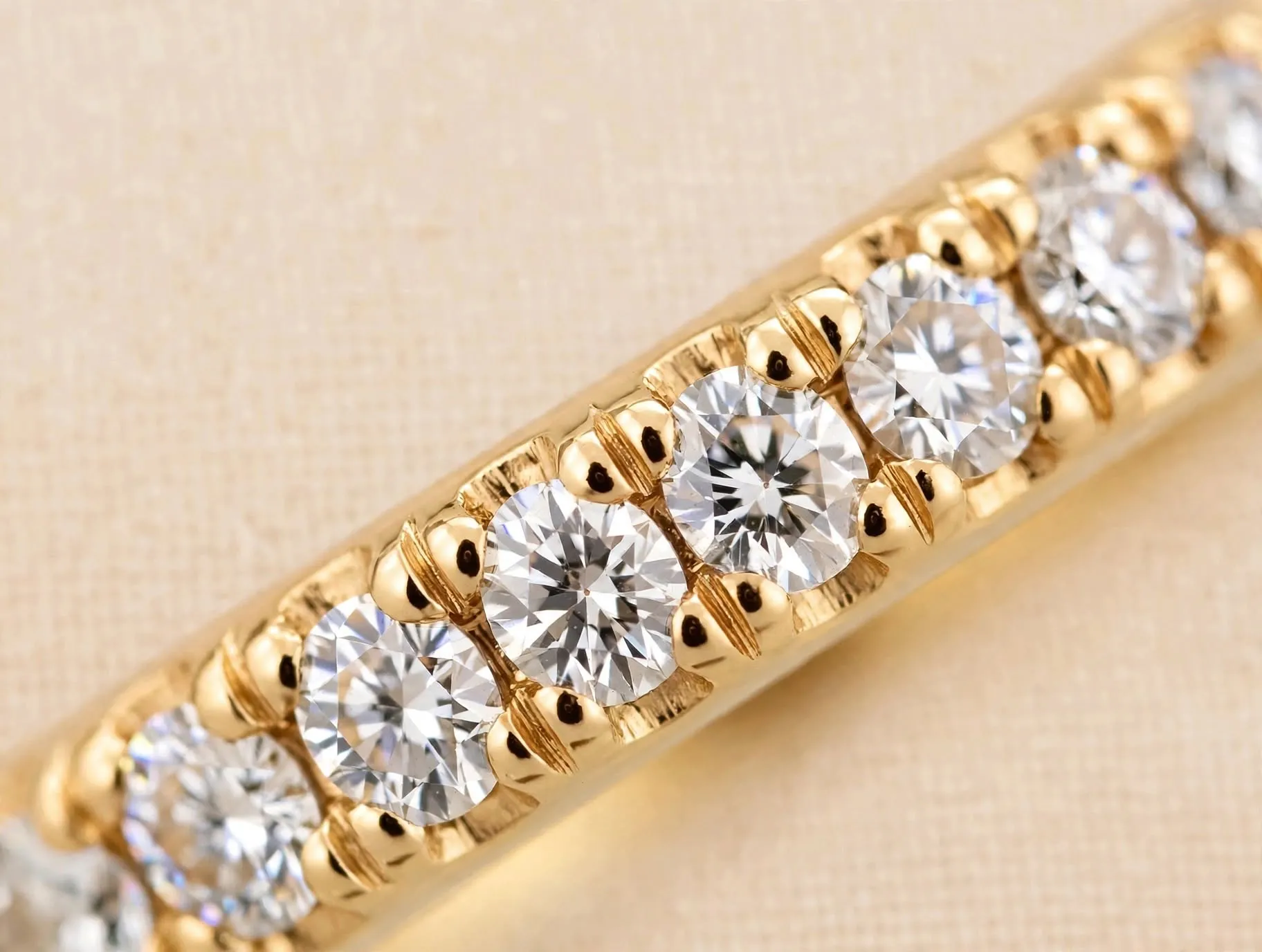 Tiny Diamond Line